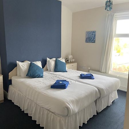 Salfordian Hotel Southport Ngoại thất bức ảnh