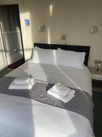 Salfordian Hotel Southport Ngoại thất bức ảnh