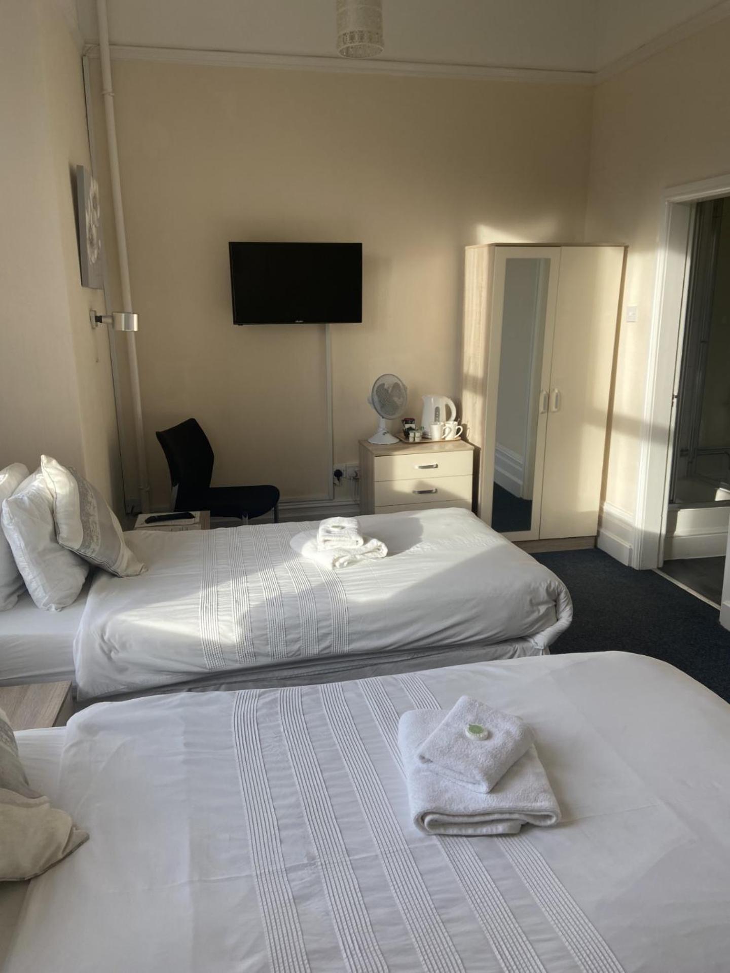 Salfordian Hotel Southport Ngoại thất bức ảnh