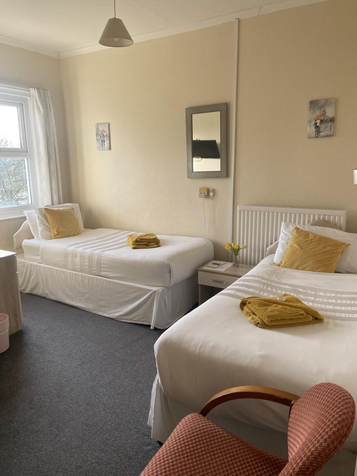 Salfordian Hotel Southport Ngoại thất bức ảnh