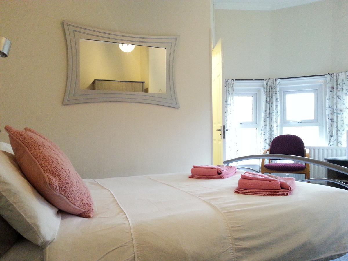 Salfordian Hotel Southport Ngoại thất bức ảnh