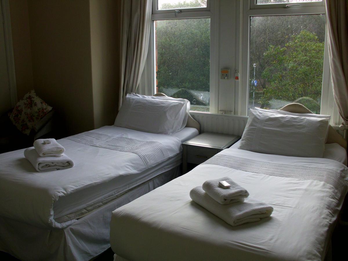 Salfordian Hotel Southport Ngoại thất bức ảnh
